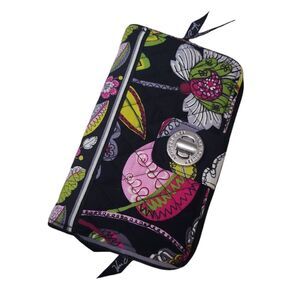 EUC Vera Bradley cotton quilted floral leaf large zippered turn lock wallet purs